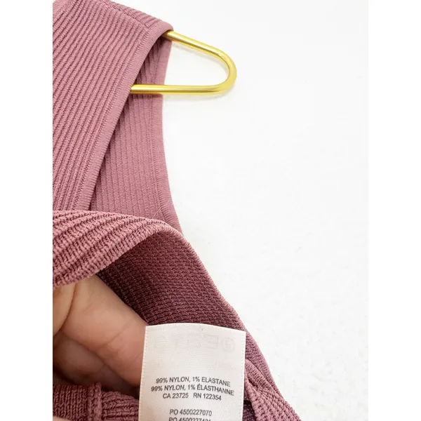Aritzia Babaton Sculpt Knit Deep V Tank Size Large Maeve Pink Crop Ribbed - Image 7