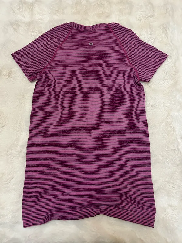 Lululemon Swiftly Tech Short Sleeve - Image 2