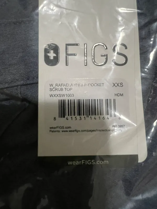 FIGS Rafaela Oversized Scrub Top ~ NWT✨ - Image 4