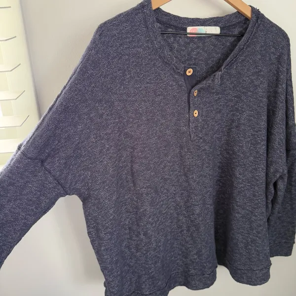 Free People Medium Henley Pullover Heather Navy Oversized Relaxed Lounge - Image 2