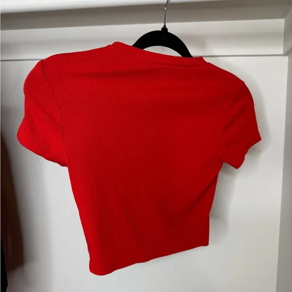 Superdown Bright Red Short Sleeve Tee - Image 3
