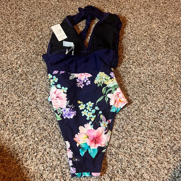 Cupshe Floral Print Halter One Piece Swimsuit Padded Bathing Suit Size S - Image 4