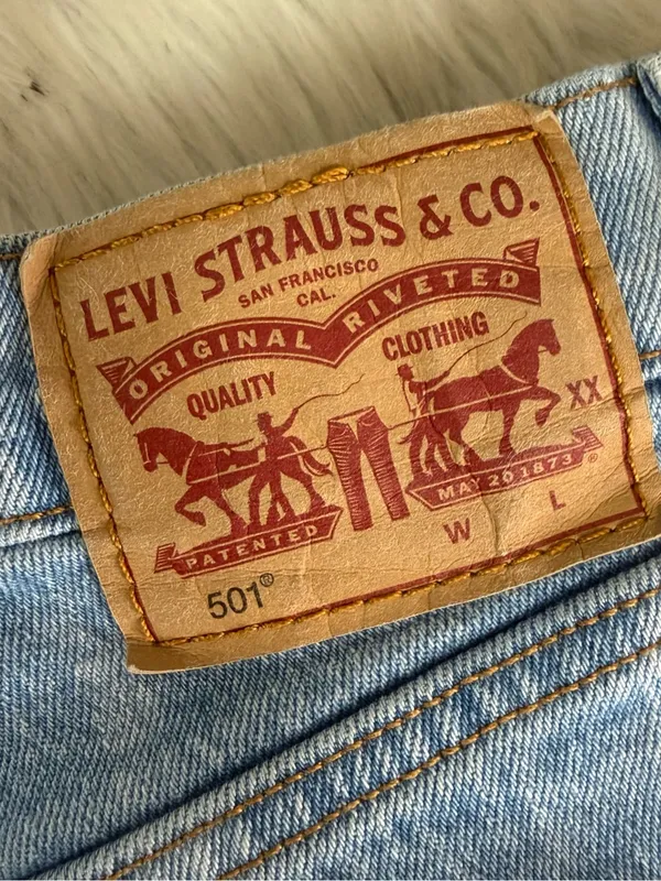 Levi’s 501 Original Denim Shorts W28 High Rise Cutoff Jean Shorts - Image 5