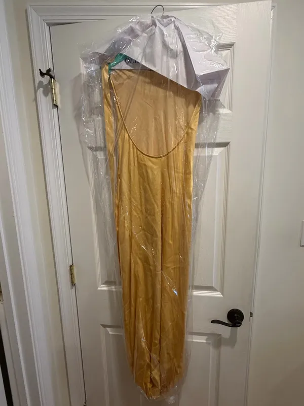 Arcina Ori yellow dress Monique Dress in color sunshine - Image 8