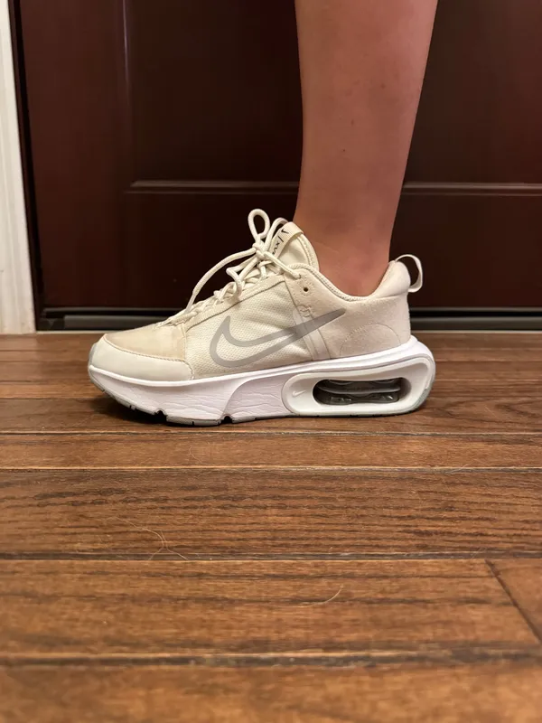 Nike Air Max INTRLK Women’s Shoes - Image 2