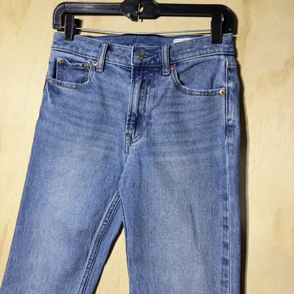 GAP 90s Straight High Rise Jeans Women's Size 26R‎ Blue Medium Wash Denim - Image 2
