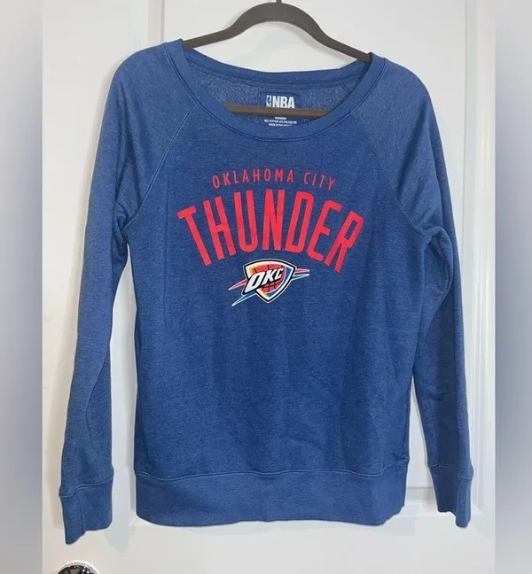 NBA Sz Small Womens Fleece Lined OKC OklahomaCity Thunder Blue Cotton Sweatshirt - Image 7