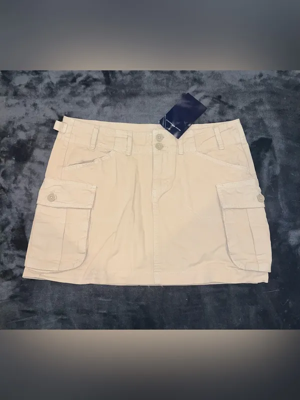 Brandy Melville John Galt Cargo Skirt One Size New with tag - Image 5