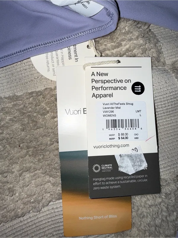 NWT Vuori AlltheFeels Shrug Lavender Mist size‎ L - Image 2