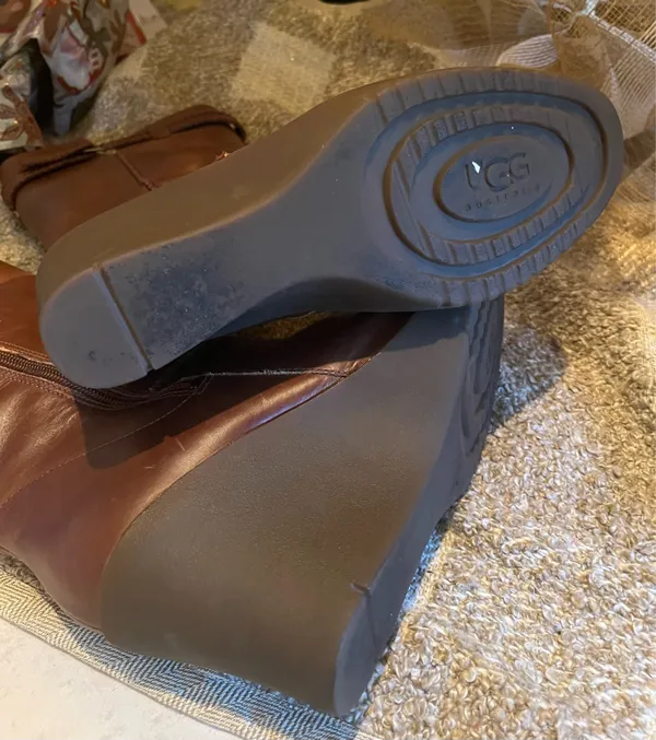 Ugg Sherpa Lined Chestnut Women’s Winter Boots - Image 7