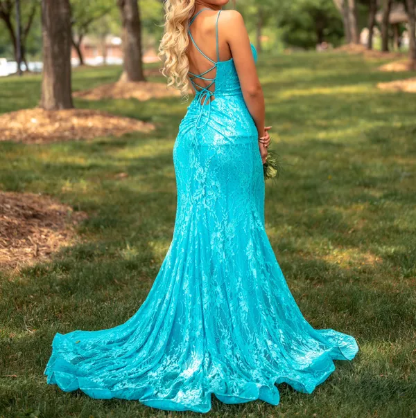 Prom - Image 2