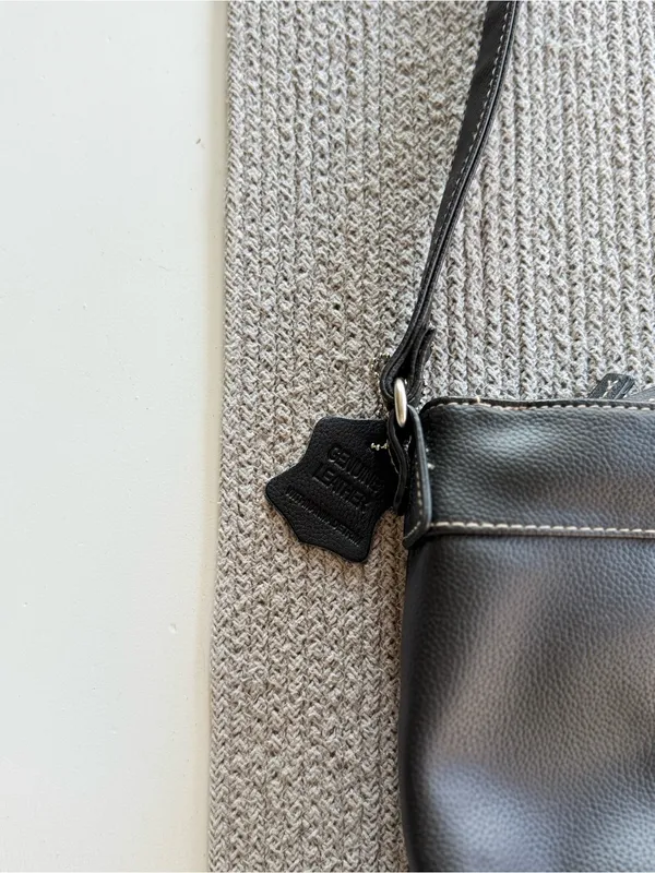 Vintage Black Leather Contrast Stitching Shoulder Bag Purse - Image 8