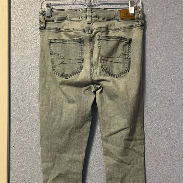 Size 4 American Eagle Distressed Ripped Light Wash Denim Jeans Jeggings Next Lev - Image 5