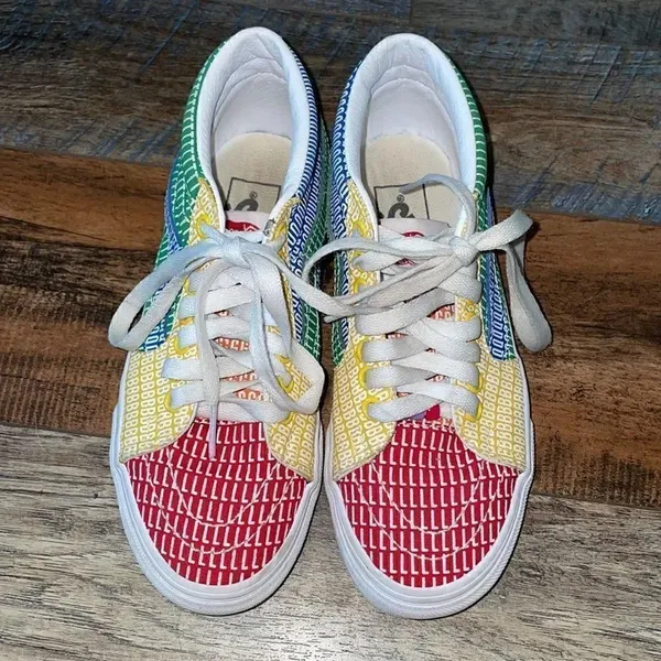 Vans SK8-Hi Pride Rainbow Shoes like new unisex - Image 2