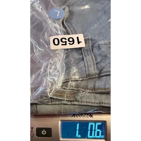Source Unknown Jeans Women Large Light Wash Distressed Flare Jeans High Rise Bell‎ Bottoms - Image 6
