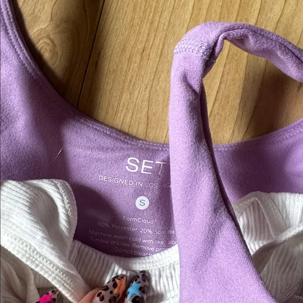 SET Active Lavender & White Scoop-Back Sports Bra - Image 3