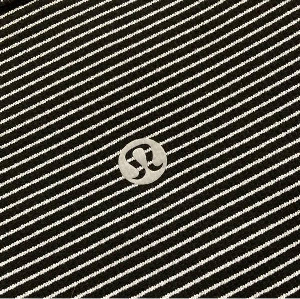LULULEMON Swiftly Tech Short Sleeve Crew T-Shirt 6 Hyper Stripe Black Like New - Image 9