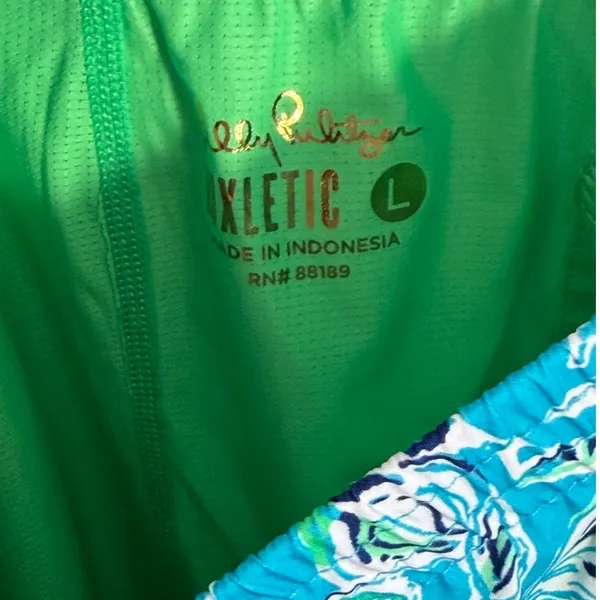 Lilly Pulitizer Luxletic Ocean Trail Athletic shorts‎ size large - Image 2