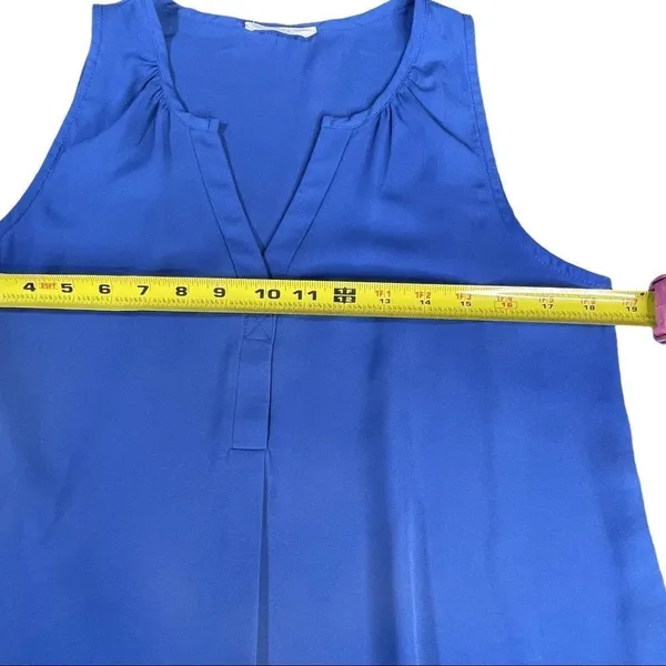 ✨ Lush Womens Sleeveless V Neck Royal Blue Top✨ - Image 4
