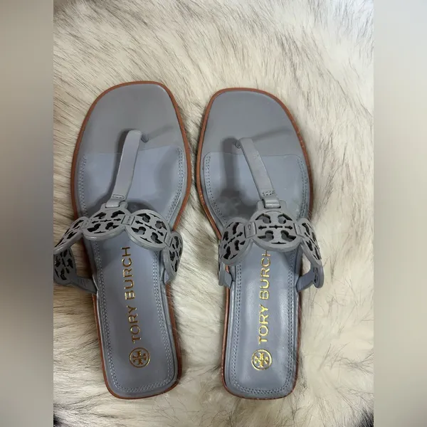 NIB Tory Burch Tiny Miller Leather Medallion Sandals In Cloud Blue $248 MSRP - Image 9