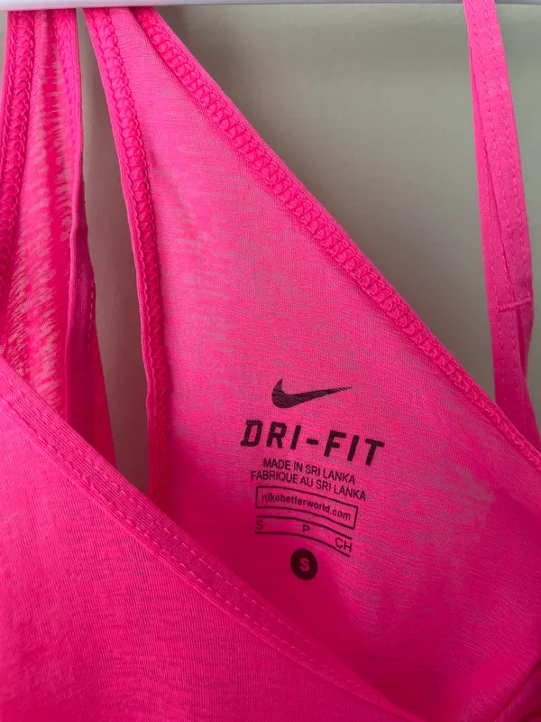 Nike tank top - Image 2