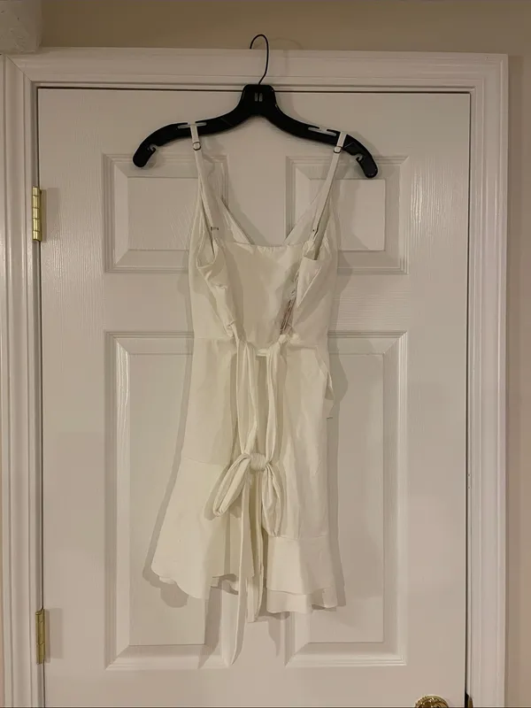 HALARA White Ruffle Wrap-Style Mini Dress - Image 2