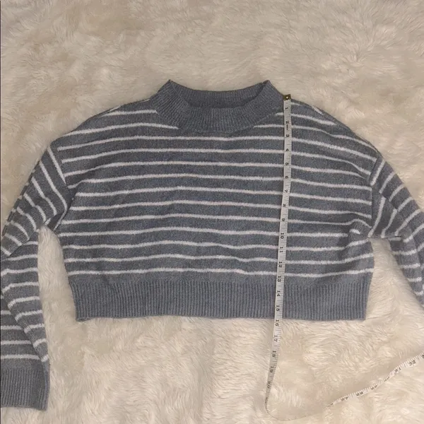Striped Cropped Mock Neck Sweater White Size M - Image 6