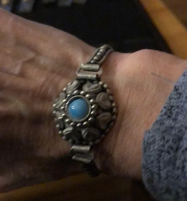 Silver and turquoise bracelet - Image 3