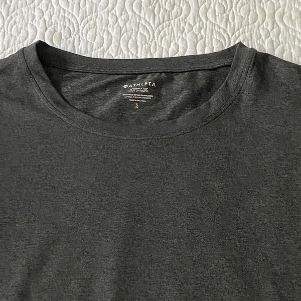 Athleta Gray Uptempo Top Size Large Athleisure, minimalist, normcore, gorpcore - Image 6
