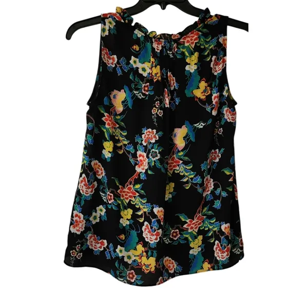 Rose & Olive Sleeveless Floral Blouse Size Medium - Image 2