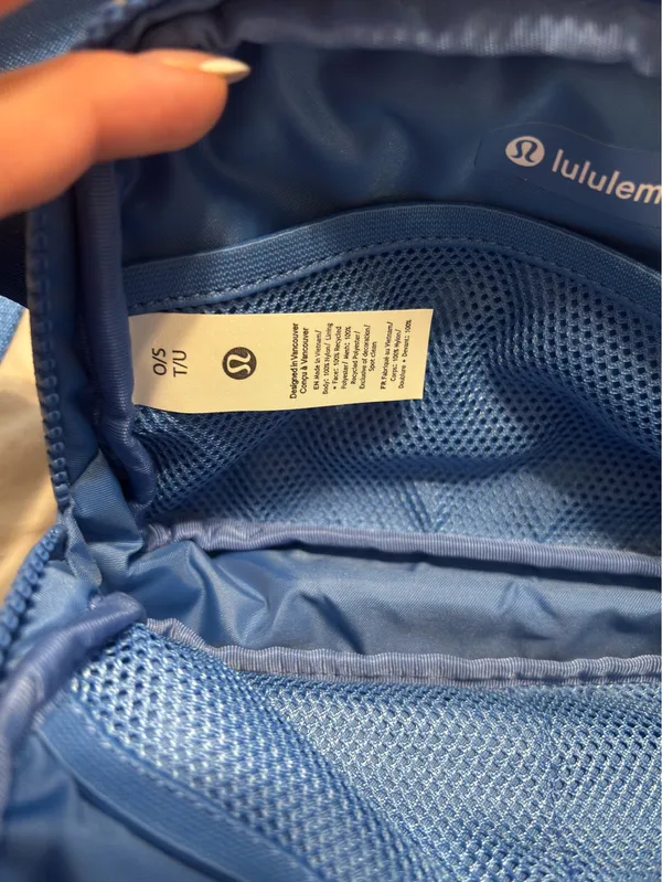 Lululemon Belt Everywhere Bag - Image 4