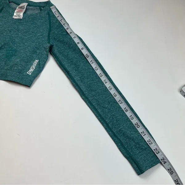 GymShark Womens Size XS Teal Long‎ Sleeve Cropped Fitted Top Workout Athletic - Image 8