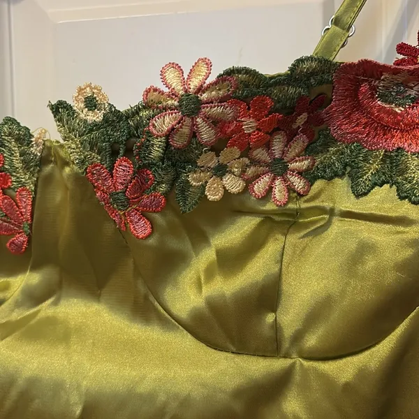 Green satin floral dress - Image 3