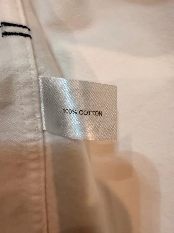 RYE 51 White Button Front Oxford Shirt Men’s Medium 100% Cotton Hidden Placket - Image 4
