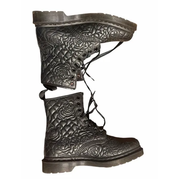 Dr. Martens Women’s Vonda Brause Black Leather Floral Flower Print Ankle Boots 8 - Image 2