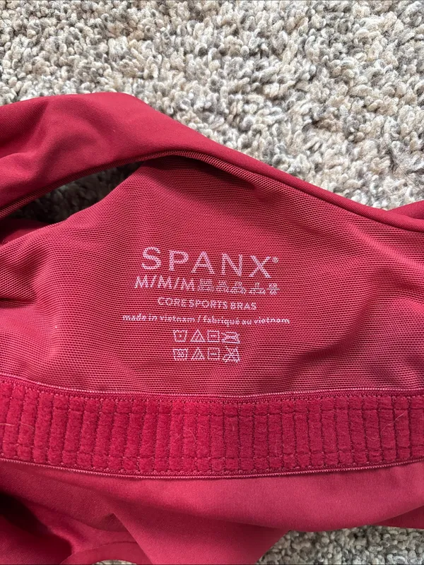 Spanx Core Sports Bra size medium - Image 3
