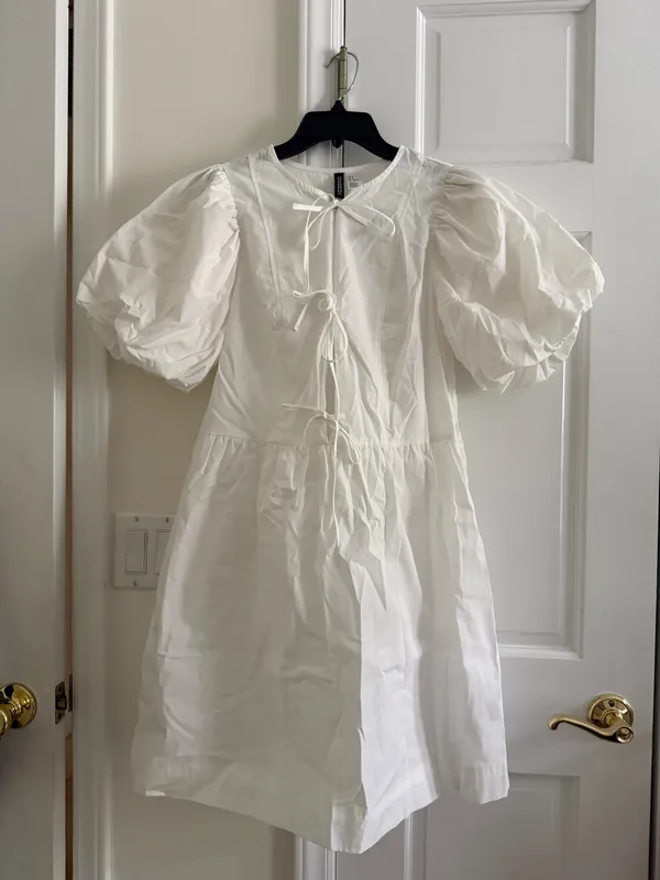 H&M White Puff Sleeve Tie Front Mini Dress - Image 2