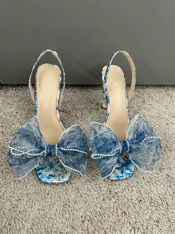 Fawn Pearl Bow Sandals - Image 2