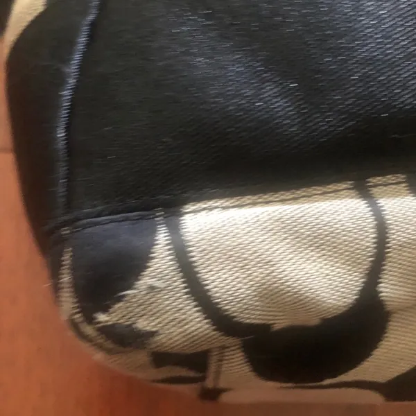 Coach Signature Multifunction Diaper Travel bag - Image 13