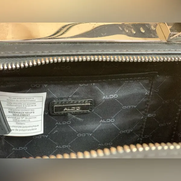 Aldo Black Faux Leather Crossbody Camera Bag. Modern Hardware - Image 3