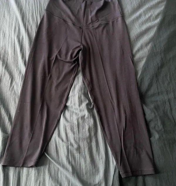 Aerie OFFLINE BY REAL ME HIGH WAISTED CROPPED LEGGING SIZE LARGE - Image 2