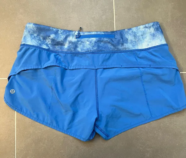 Lululemon Speed Up Short Low-Rise 2.5” - Image 3