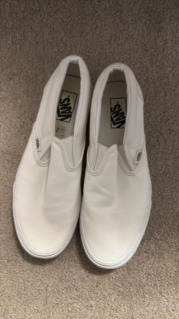 Vans Unisex Slip-On White shoes - Image 2