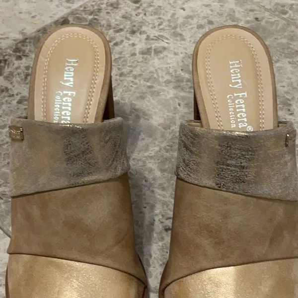 Henry Ferrera Champagne Sandals Size 7 - Image 4