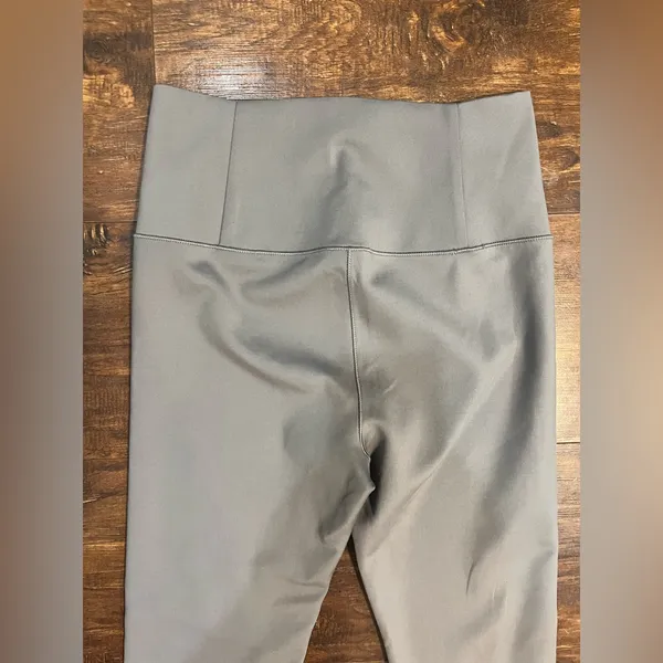 Vuori Evolve 7/8 Leggings - Image 5