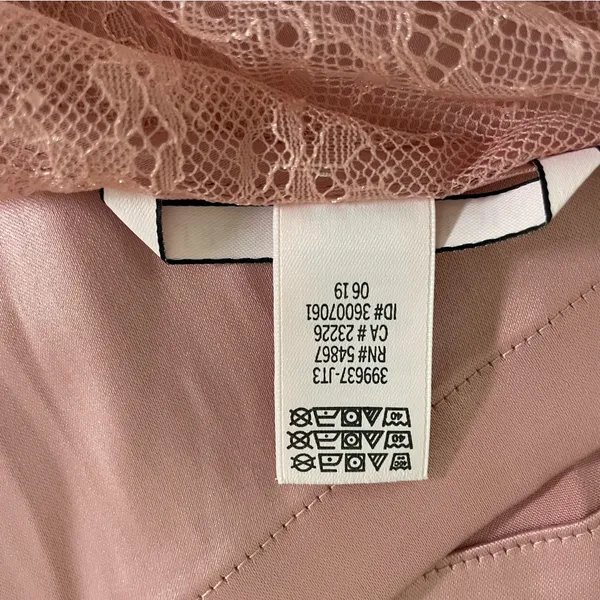 Victoria's Secret Blush Satin Robe - Image 5