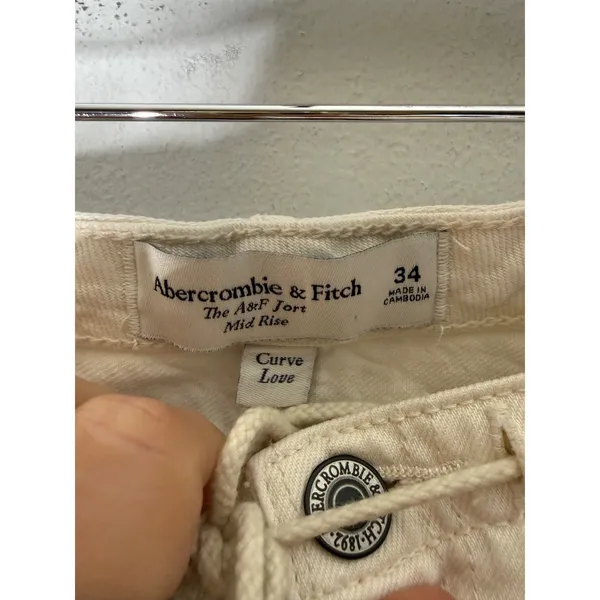 Abercrombie & Fitch curve love Jort mid Rise Jort white raw hem size 34 women - Image 3