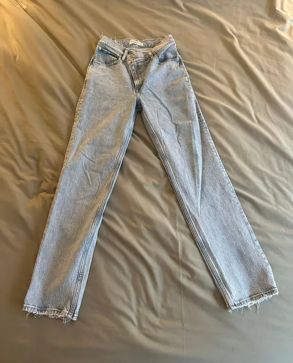 Abercrombie Asymmetrical The 90s Straight Ultra High Rise - Image 6