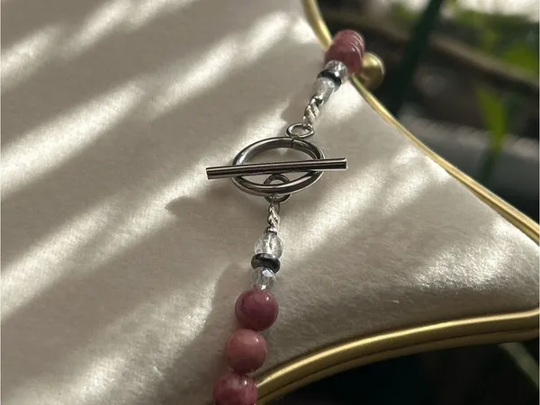Handcrafted Rhodonite + Labradorite Beaded Necklace with Abalone Shell Pendant - Image 4
