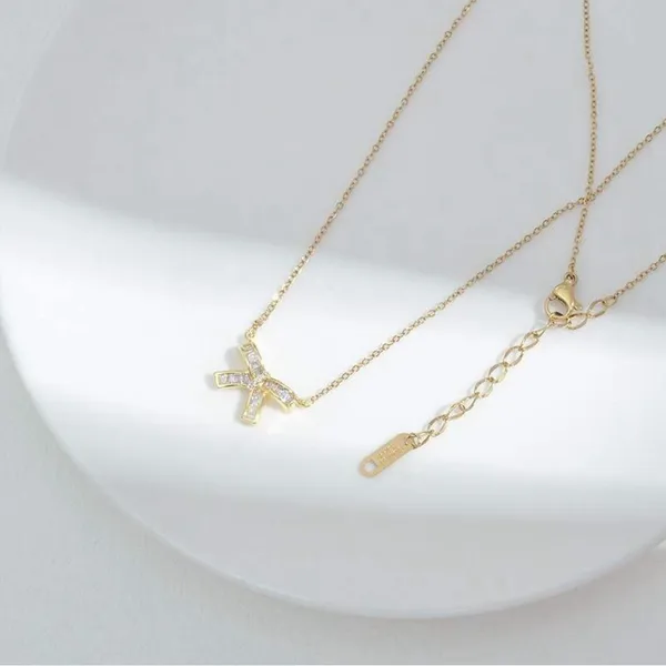 Zircon Bow Necklace Gold - Image 3